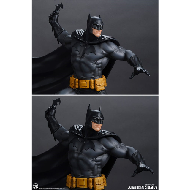 DC Comics Maquette 1/4 Batman (Black and Gray Edition) 66cm