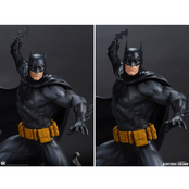DC Comics Maquette 1/4 Batman (Black and Gray Edition) 66cm