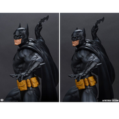 DC Comics Maquette 1/4 Batman (Black and Gray Edition) 66cm