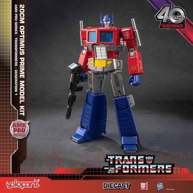 Transformers: Generation One AMK Pro Series Plastic Model Kit Optimus Prime 20cm