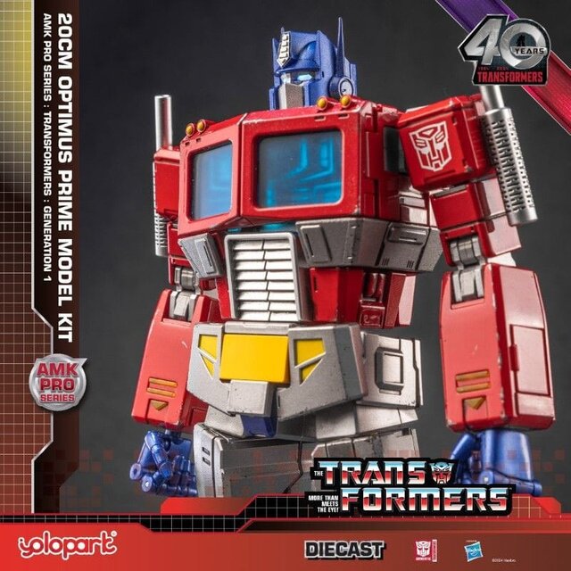 Transformers: Generation One AMK Pro Series Plastic Model Kit Optimus Prime 20cm