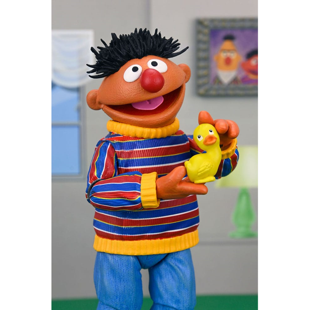 Sesame Street Ultimate Action Figure Ultimate Ernie 18cm