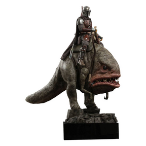 Star Wars the Mandalorian & Blurrg