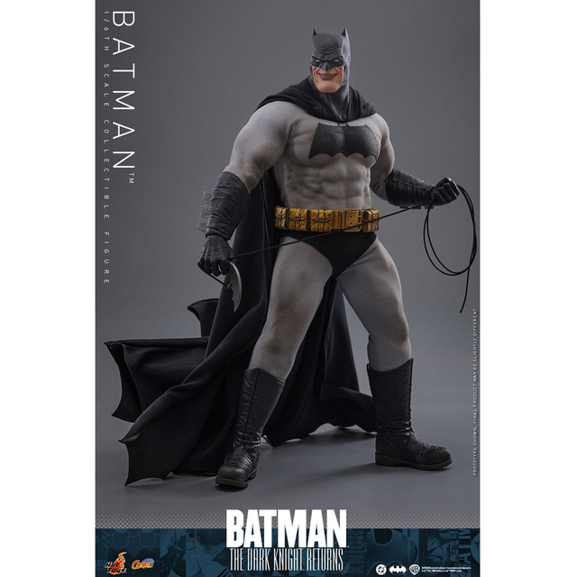 Batman: The Dark Knight Returns Comic Masterpiece Action Figure 1/6 Batman 32cm