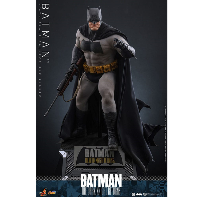 Batman: The Dark Knight Returns Comic Masterpiece Action Figure 1/6 Batman 32cm