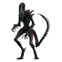 Alien Romulus Scorched Xenomorph