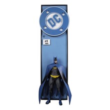 DC Direct Corner Box Statue Batman
