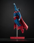 Superman Red and Blue: Superman by Gary Frank 1:10 Scale Resin Statue 26cm