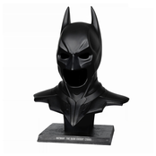 DC Direct 1/1 Replica Batman the Dark Knight Cowl 53cm
