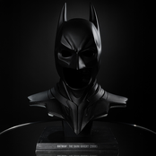 DC Direct 1/1 Replica Batman the Dark Knight Cowl 53cm