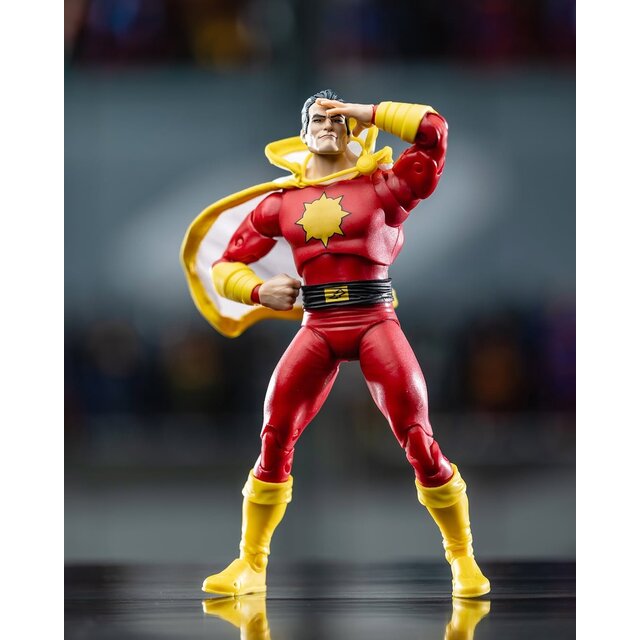 DC Direct page Punchers Shazam! (Dawn of DC) Platium 18cm