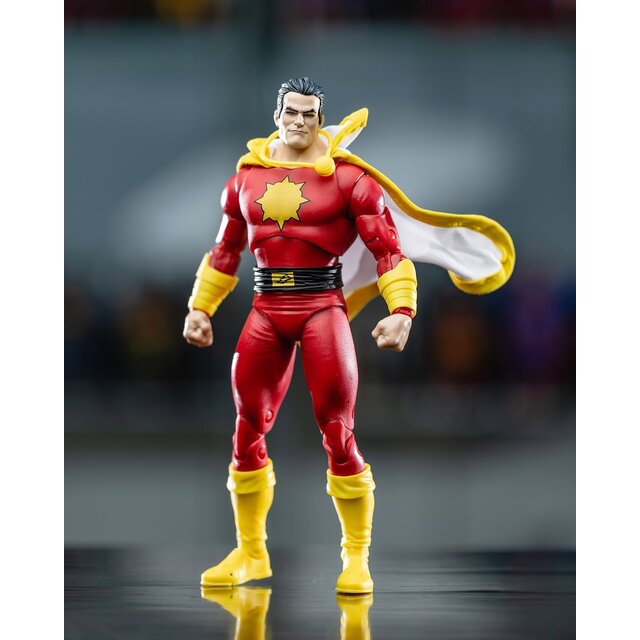 DC Direct page Punchers Shazam! (Dawn of DC) Platium 18cm