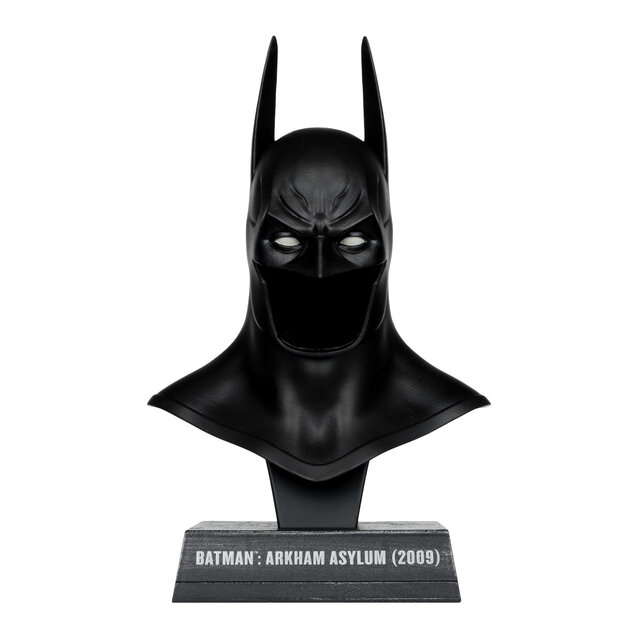 Batman (Arkham Asylum) 1/3 Batman Cowl Replica 19cm