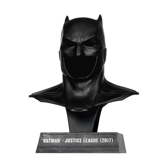 Batman (Justice League) 1/3 Batman Cowl Replica 19cm