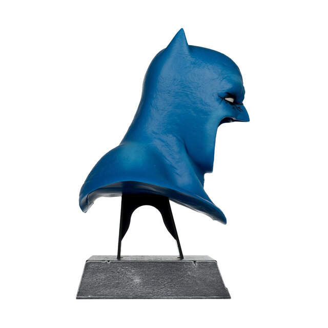 Batman (Dark Knight Returns) 1/3 Batman Cowl Replica 19cm Batman (Dark Knight Returns) 1/3 Batman Cowl Replica 19cm