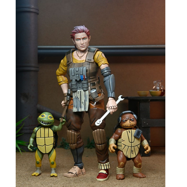 Teenage Mutant Ninja Turtles (The Last Ronin The Lost Years) Action Figure Grammy April with Yi & Moja 18cm