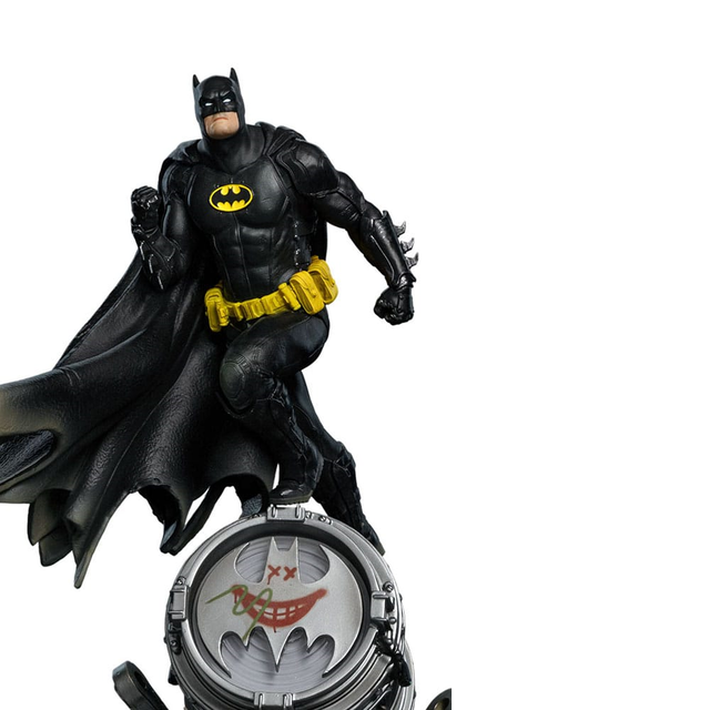 DC Comics BDS Art Scale Statue 1/10 Batman Deluxe (Black Version Exclusive) 30cm