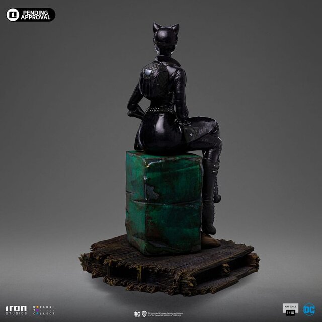 DC Comics Art Scale Statue 1/10 Catwoman (Gotham City Sirens) 21cm DC Comics Art Scale Statue 1/10 Catwoman (Gotham City Sirens) 21cm