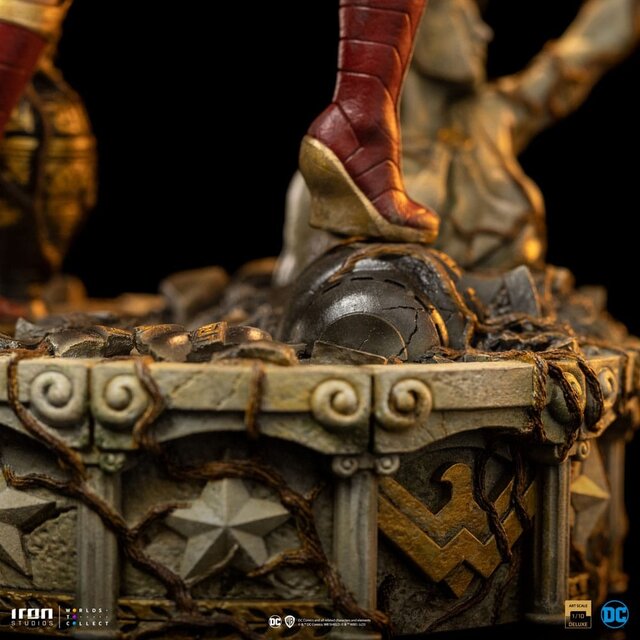 Wonder Woman Unleashed BDS Art Scale Statue 30cm