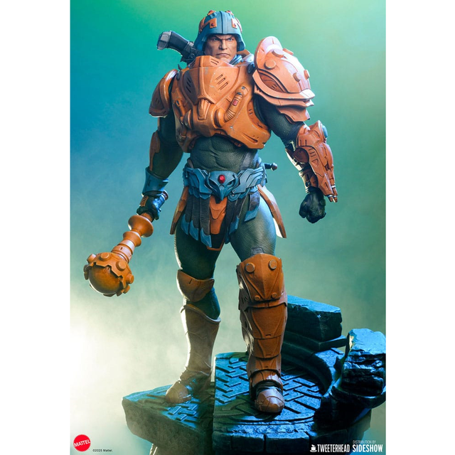 Masters of the Universe Legends Maquette Man-at-Arms 51 cm Masters of the Universe Legends Maquette Man-at-Arms 51 cm
