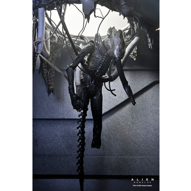 Alien: Romulus Action Figure Deluxe Suspended Lab Xenomorph XX121
