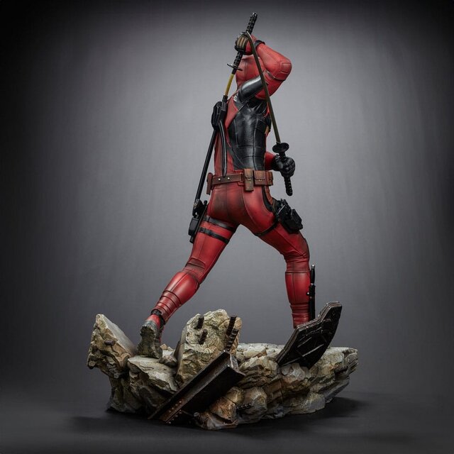 Deadpool & Wolverine Replica Statue 1/4 Deadpool 51cm