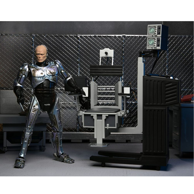 NECA Ultimate Battle Damaged RoboCop with Chair 18cm