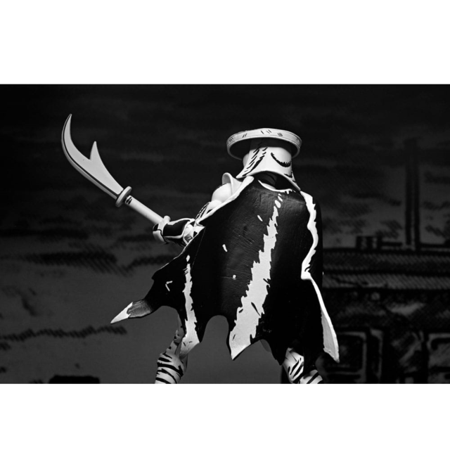 NECA Teenage Mutant Ninja Turtles Elite Guard (Black & White Variant) Action Figure 18cm