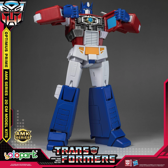 Transformers Generation One AMK Series Optimus Prime Plastic Model Kit 20cm