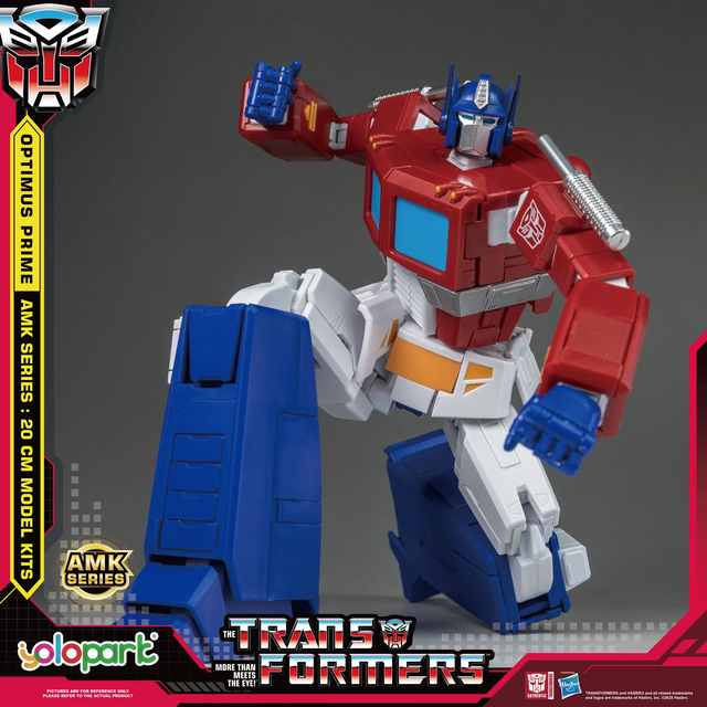 Transformers Generation One AMK Series Optimus Prime Plastic Model Kit 20cm