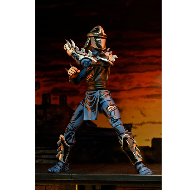 NECA Teenage Mutant Ninja Turtles The Shredder Battle Damaged (Mirage Comics) Action Figure 18cm