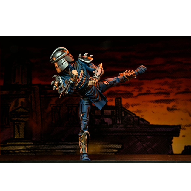 NECA Teenage Mutant Ninja Turtles The Shredder Battle Damaged (Mirage Comics) Action Figure 18cm