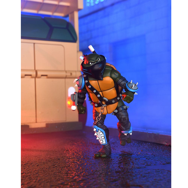 Teenage Mutant Ninja Turtles Ultimate Dark Leo Action Figure 18cm