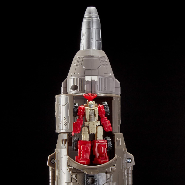 Transformers: War for Cybertron Omega Supreme Titan Class