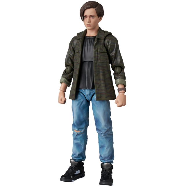 MAFEX Terminator 2  T-800 & John Connor Action Figure Set 16cm