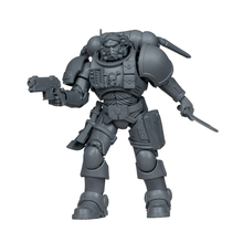 Warhammer 40K Ultramarines Lieutenant in Phobos Armor (Artist Proof) Action Figure 18cm