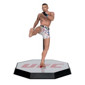 UFC Posed PVC Statue Max Holloway 18cm