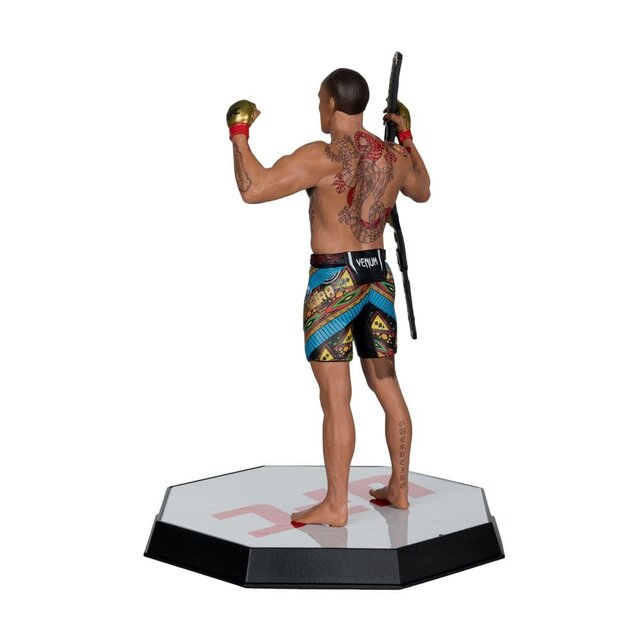 UFC Posed PVC Statue Alex Pereira 18cm