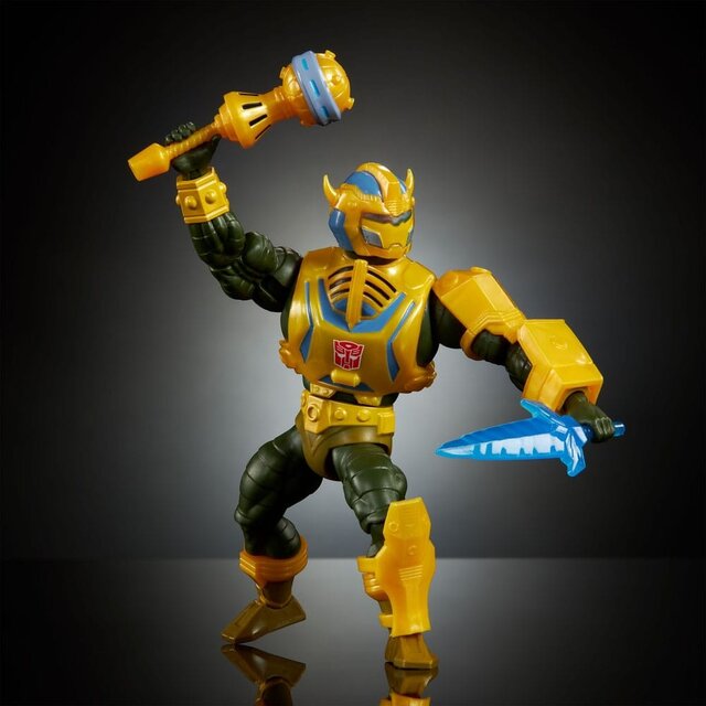 Masters of the Universe x Transformers Bumblebee Armor Man-At-Arms 14cm