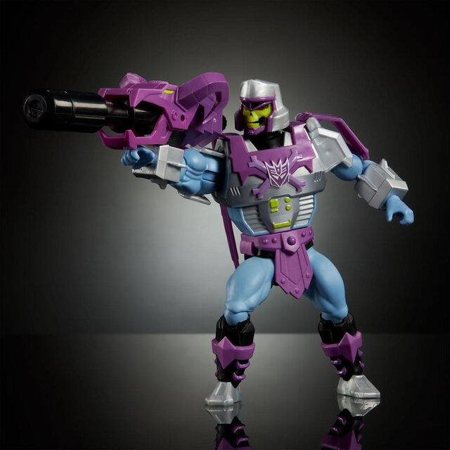 Masters of the Universe x Transformers Megatron Armor Skeletor 14cm