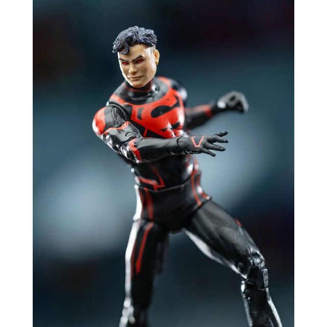 DC Direct Page Punchers Superboy (Platinum) Action Figure 18cm
