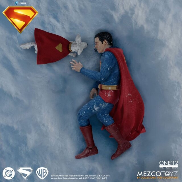 The One:12 Collective Superman (2025) action figure 17cm
