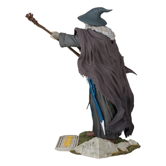 Lord of the Rings Movie Maniacs Gandalf the Grey PVC Statue 18cm