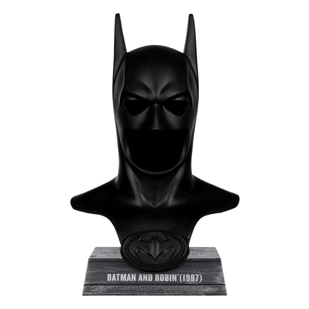 McFarlane Batman & Robin 1/3 Cowl Replica afbeelding