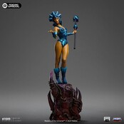 Masters of the Universe Art Scale Statue 1/10 Evil-Lyn Color Variant 28cm Masters of the Universe Art Scale Statue 1/10 Evil-Lyn Color Variant 28cm