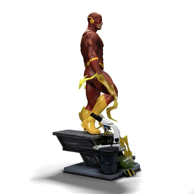 DC Comics Legacy Replica Statue 1/4 Flash 54cm DC Comics Legacy Replica Statue 1/4 Flash 54cm