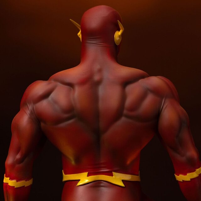 DC Comics Legacy Replica Statue 1/4 Flash 54cm DC Comics Legacy Replica Statue 1/4 Flash 54cm