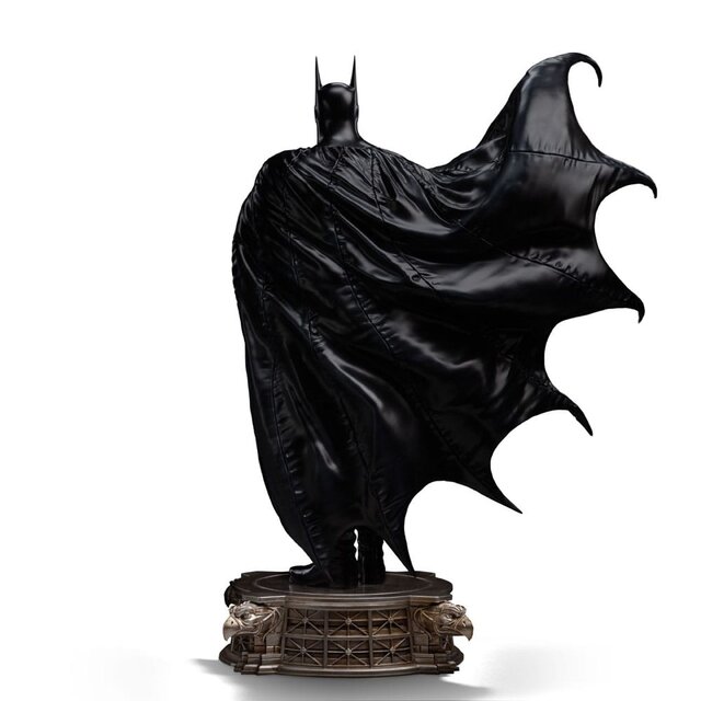 DC Comics Legacy Replica Statue 1/4 Batman DC Trinity 60cm DC Comics Legacy Replica Statue 1/4 Batman DC Trinity 60cm