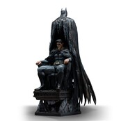 DC Comics Legacy Replica Statue 1/4 Batman and Bruce Wayne 79cm DC Comics Legacy Replica Statue 1/4 Batman and Bruce Wayne 79cm