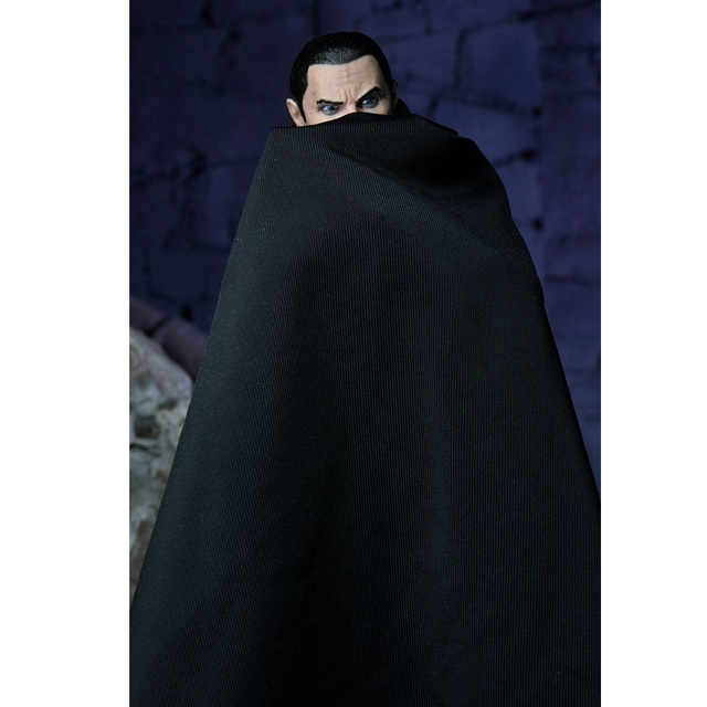Universal Monsters Ultimate Dracula (Transylvania) Action Figure 18cm